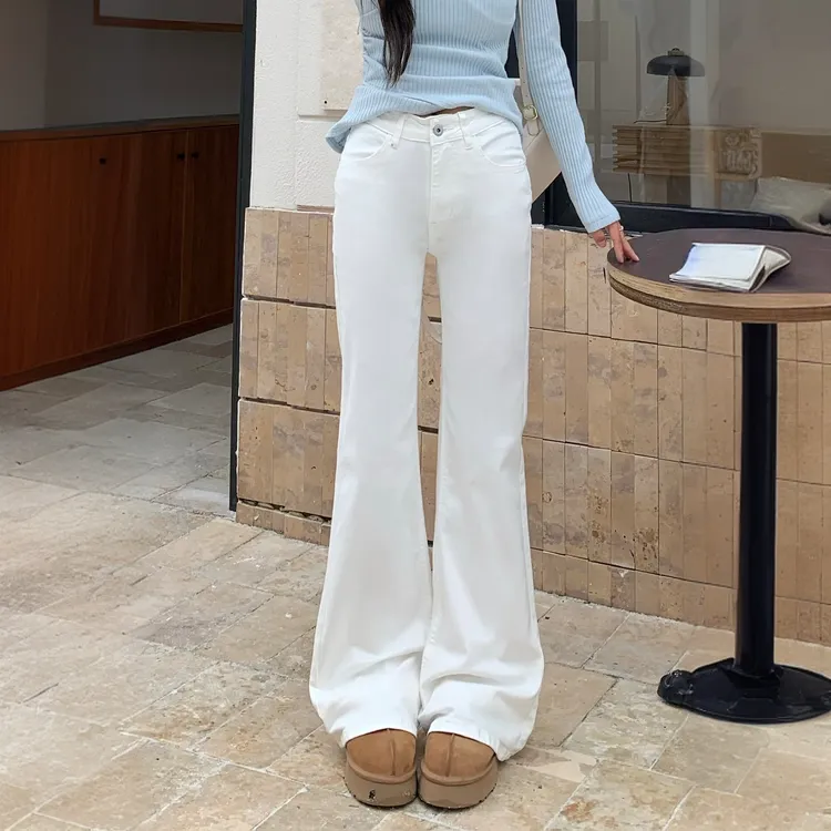 白色美式微喇牛仔裤女2024秋冬修身显瘦黑色辣妹低腰喇叭马蹄裤子