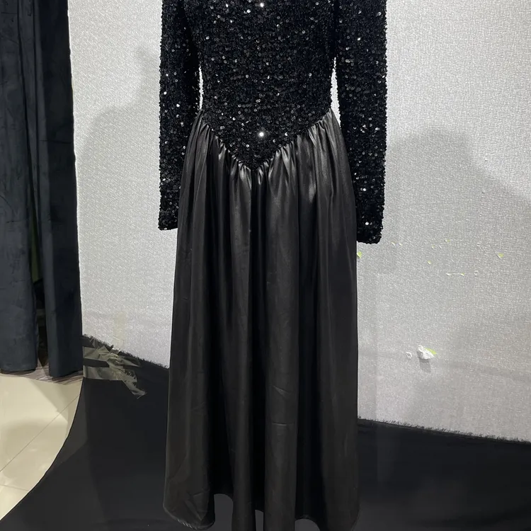 法式气质名媛收腰显瘦长袖拼接长款秋冬连衣裙