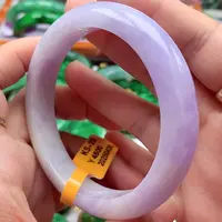 翡翠手镯未镶嵌翡翠