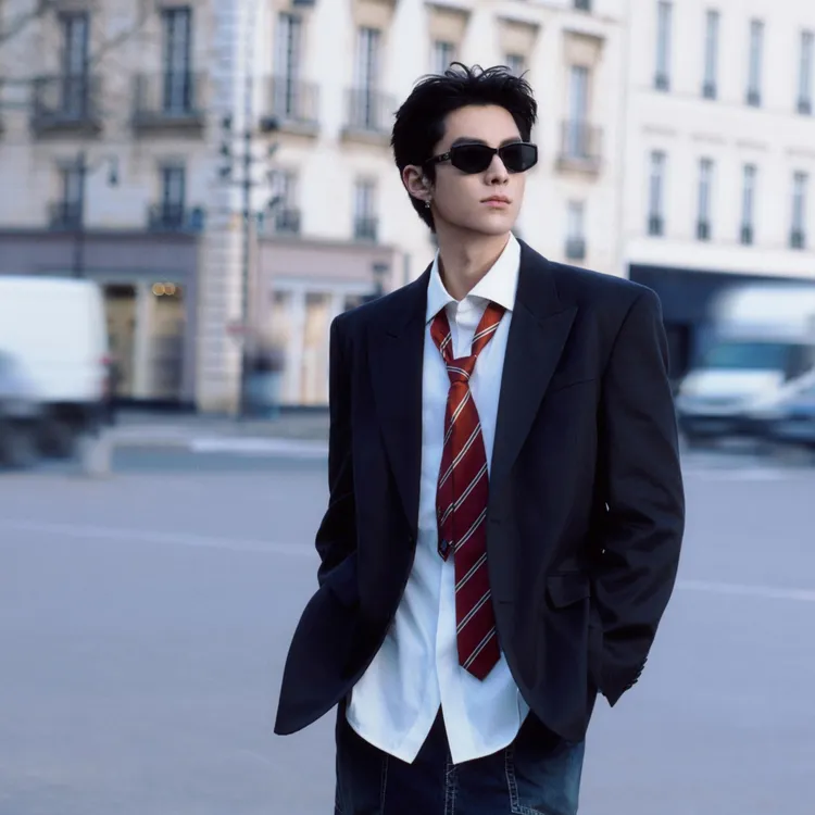 王鹤棣同款墨镜新款个性小框防紫外线太阳镜日常出行潮流街拍百搭