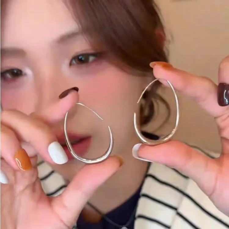 铜合金耳饰 椭圆水滴耳圈简约气质新款夸张网红高级感耳环耳饰