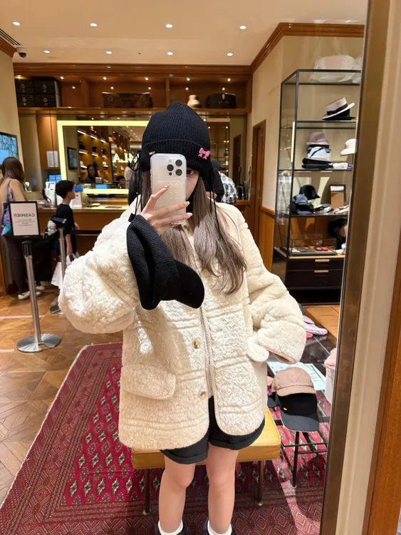 秋冬冬季短款外套连帽羊羔毛外套女白色冬季加绒韩版休闲外套