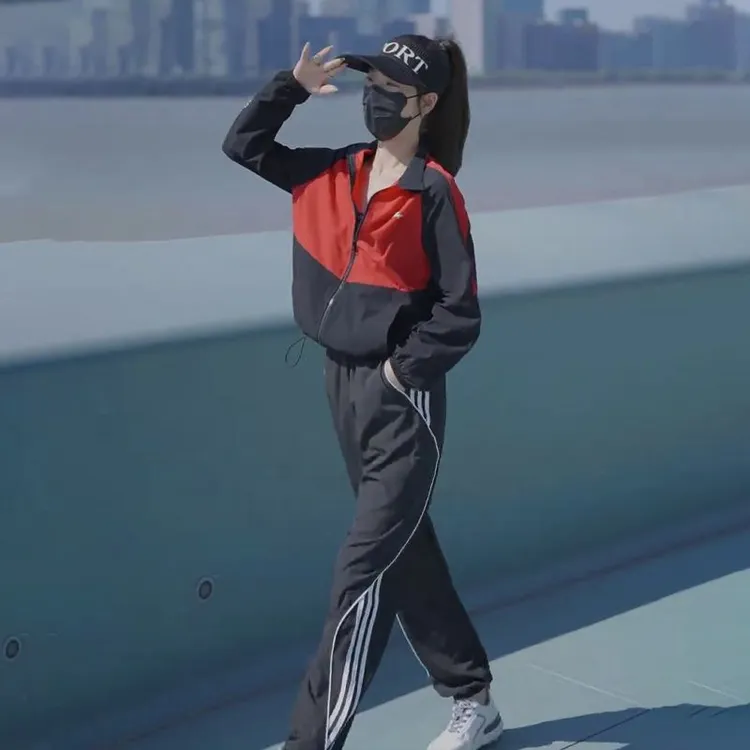 欧货运动服套装女春秋2025新款时尚洋气减龄拼色上衣跑步两件套潮