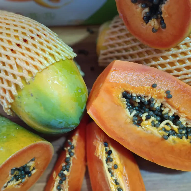 海南红心牛奶冰糖心木瓜树上熟多汁香甜孕妇水果新鲜现摘现发包邮