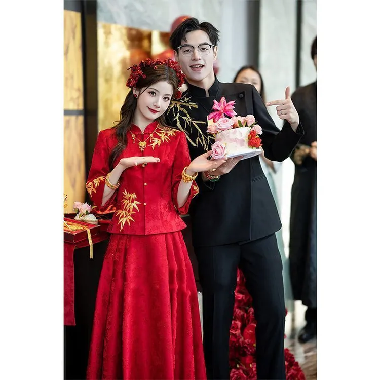 高端套装宴会2025结婚出阁女订婚新娘新款新中式国风礼服裙敬酒