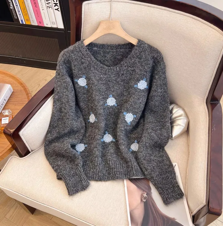 灰色花朵立体毛衣女小众设计感上衣针织女装上衣百搭时尚100005