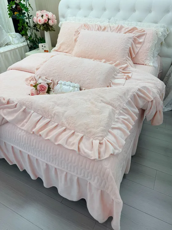 高档雕花花边款加厚牛奶绒四件套加绒保暖双面绒床单被套床上用品