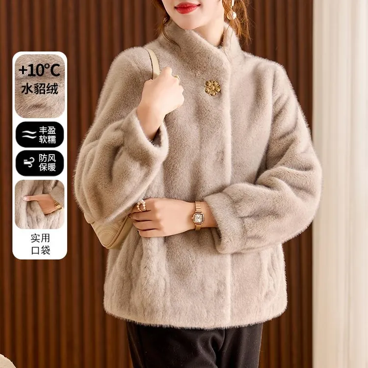 啄木鸟中年妈妈冬装短款水貂绒外套50岁中老年女秋冬季高贵皮毛一