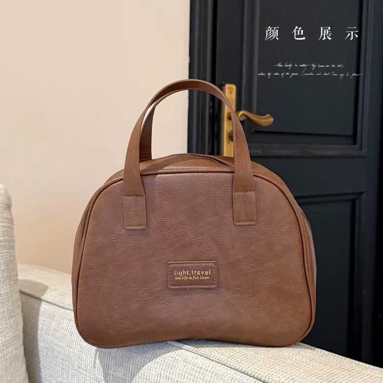 便携式防水化妆大容量时尚高级流行化妆品收纳包简约网红化妆包