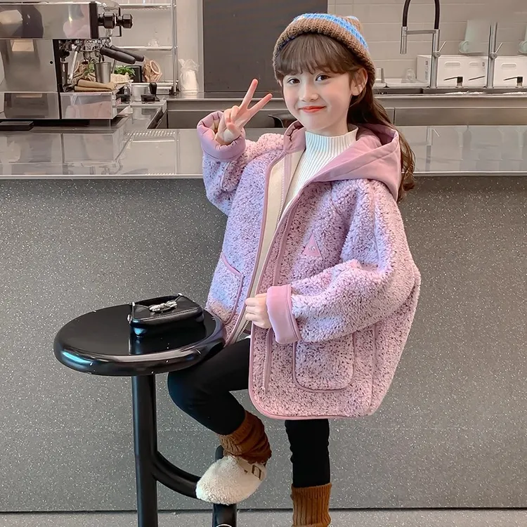 女童羊羔绒外套秋冬装2025新款儿童冬季摇粒绒上衣女孩加厚毛毛衣