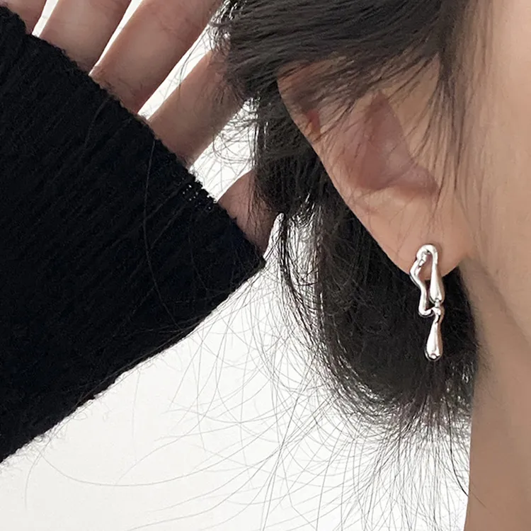 水滴不对称熔岩耳钉个性耳环轻奢女小众2023年新款爆款热销