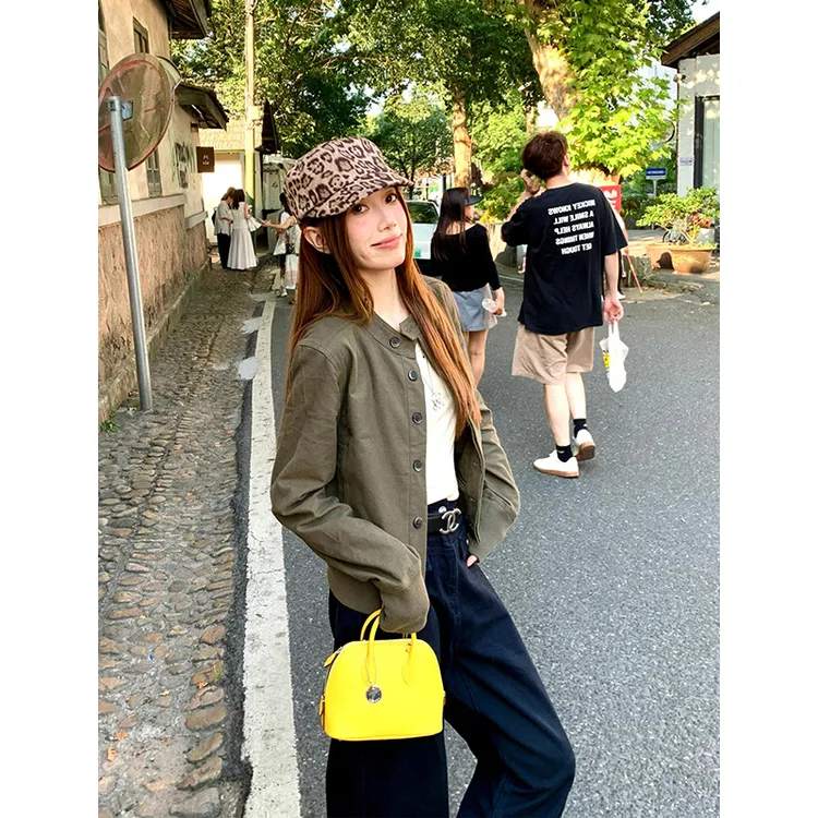 复古军绿色都市工装风立领单排扣短外套女早秋通勤休闲百搭夹克