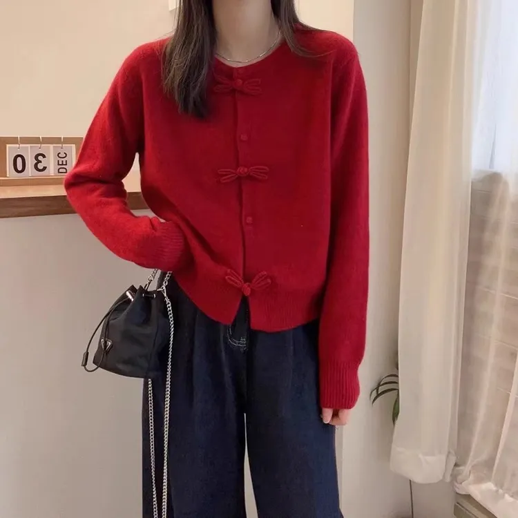 新中式国风羊毛针织开衫外套女士秋冬盘扣设计感洋气圆领红色毛衣