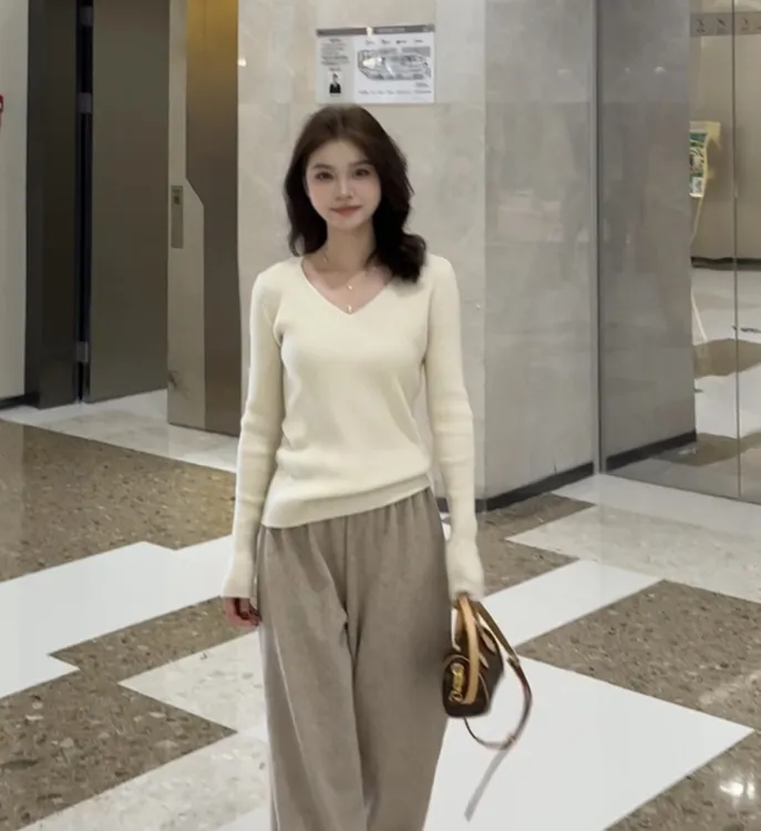 V领针织衫修身型针织气质毛衫长袖百搭CG01-25DZ0874