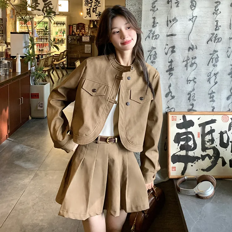 一整套美拉德穿搭百褶短裙两件套女2025秋季新款休闲百搭时尚套装