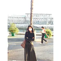 秋季收腰显瘦百搭高级感轻熟简约风长袖上衣垂坠感高腰宽松长裙女