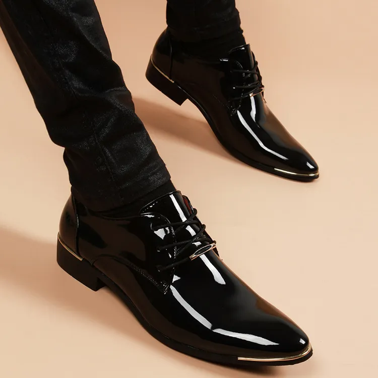 青年韩版亮面尖头皮鞋男内增高英伦潮流黑色商务正装男鞋休闲男鞋