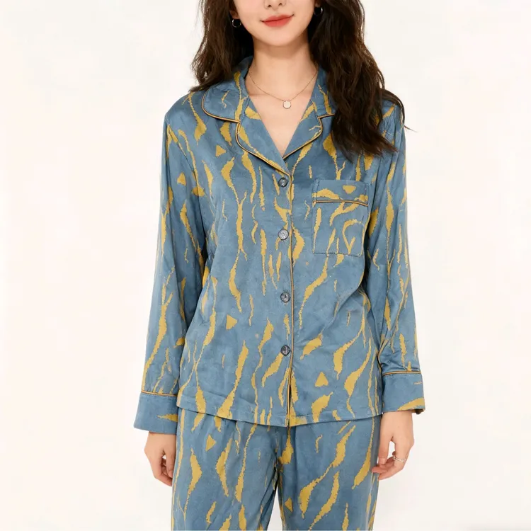 慧安妮塔特价断码家居服翻领开衫长袖长裤双长印花睡衣女款家居服