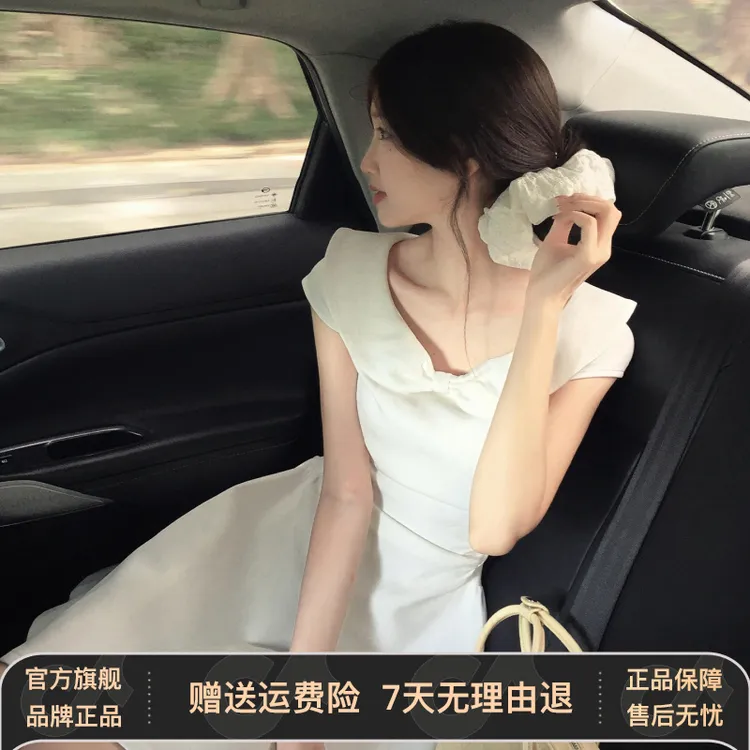 2025新款法式千金风miu系白色娃娃领连衣裙子女装夏季掐腰a字短裙