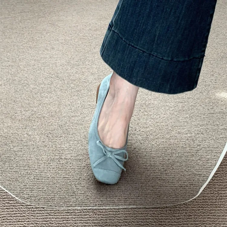 银色配裙子气质单鞋女鞋子2025年黑色软皮软底新款裸色百搭瓢鞋