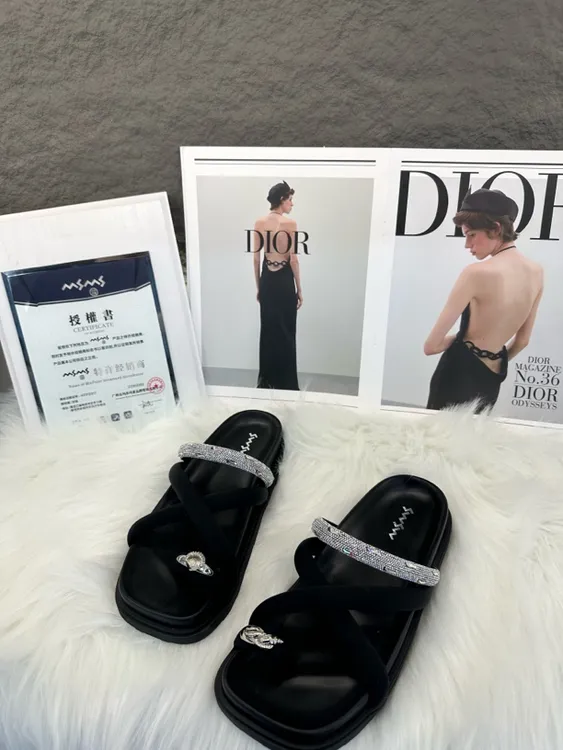 玛莎玛索9755-1爆款水钻凉拖