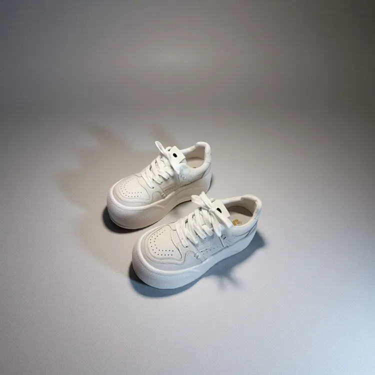 白霞.时尚简约百搭小白鞋厚底低帮运动鞋休闲鞋女鞋3851-11M