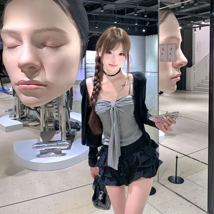 法式纯欲性感风时尚套装女秋季2025新款抹胸吊带开衫半身裙三件套