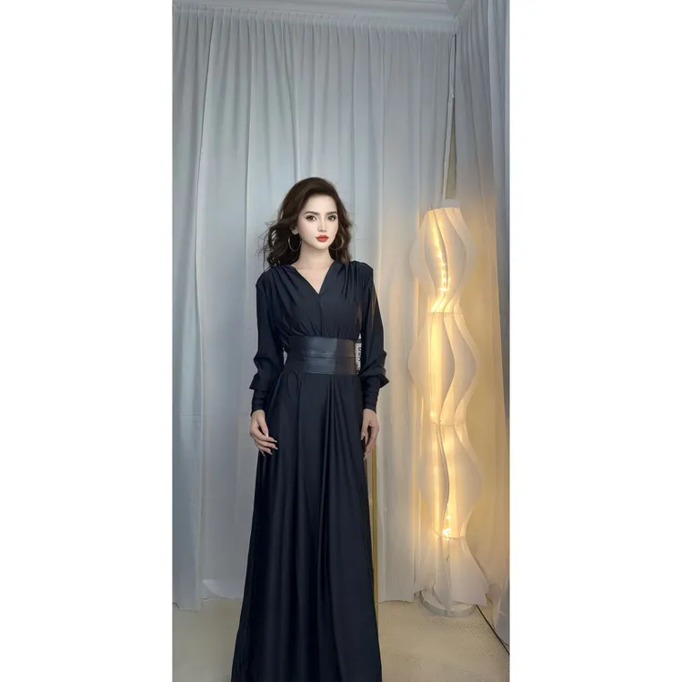 5075【Luki包邮】法式高级简约V领大摆女装连衣裙