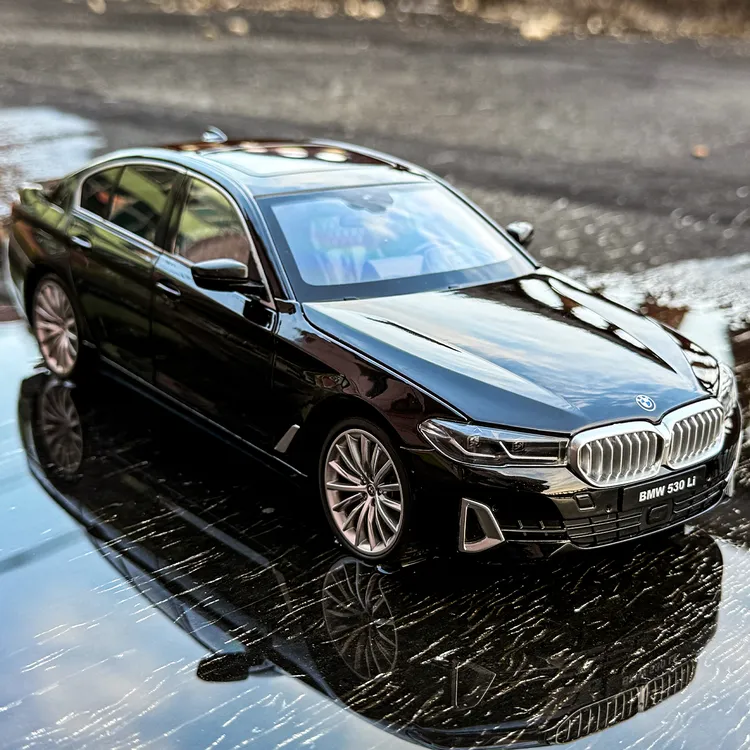 宝马5系530li车模合金汽车模型仿真豪华轿车男孩金属玩具摆件礼物