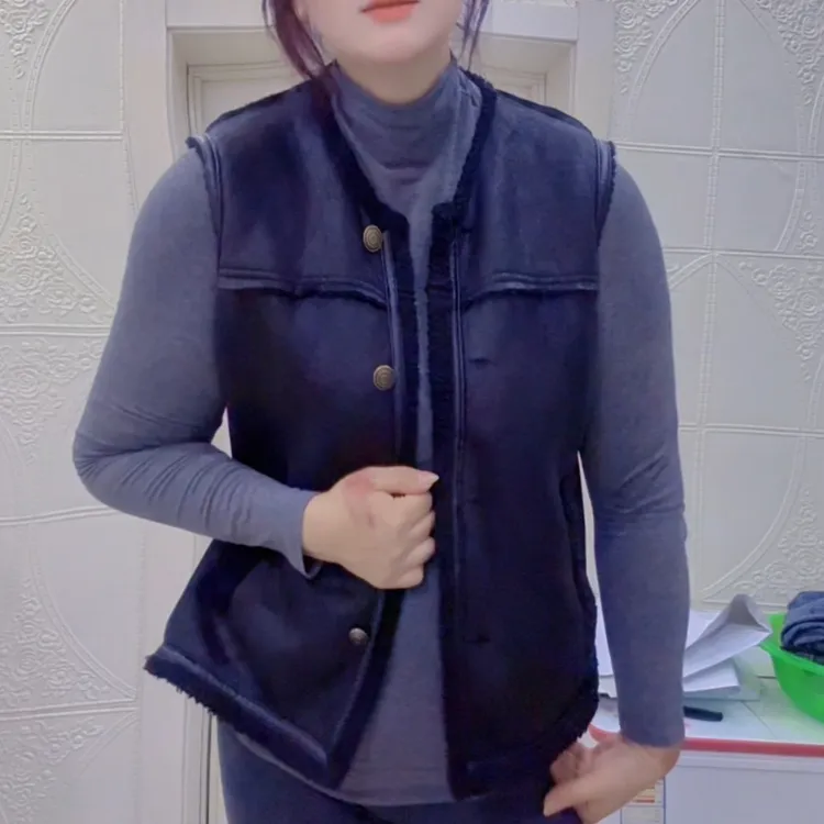 785皮毛一体仿羊羔毛马甲女2025冬季韩版宽松显瘦百搭无袖马夹