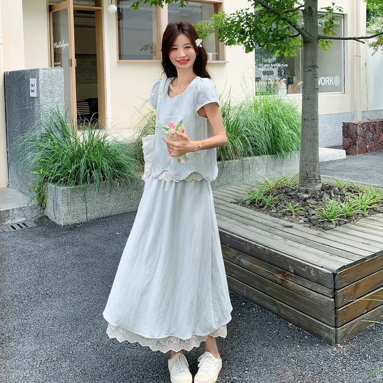 湖蓝色甜美蕾丝边套装裙女2025年夏季新款超好看半身裙时髦两件套