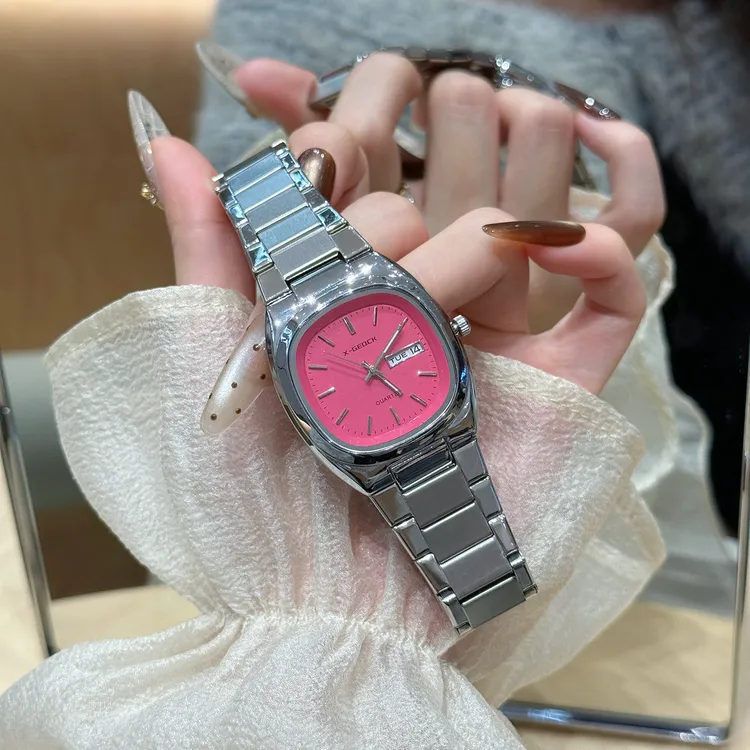 新款精致百搭手表复古时尚圆润方形钢带石英表女休闲日历女士腕表