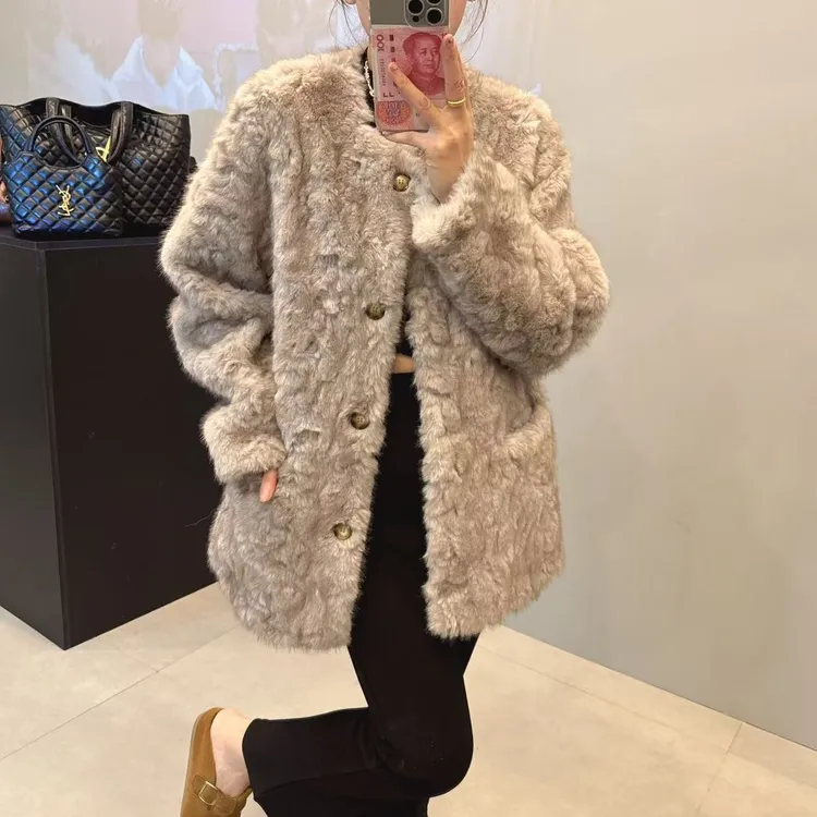 韩版东大门圆领花雕轻奢百搭大口袋一体短外套