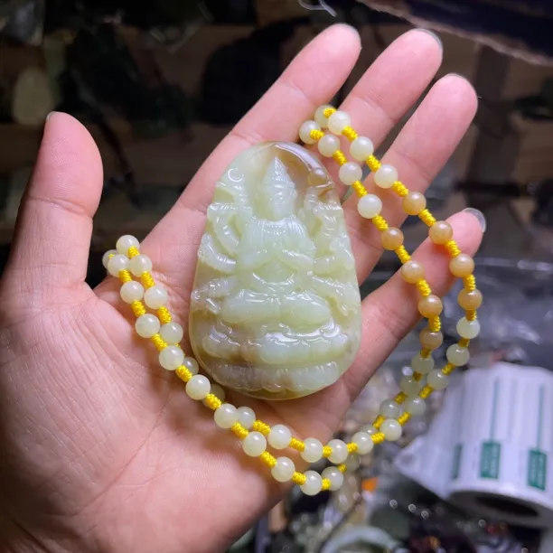 天然和田玉千手观音老鼠守护神越戴越油润能戴一辈子的玉器
