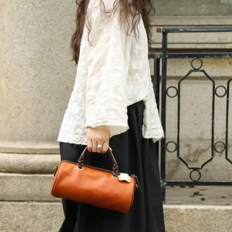 2025新款手提包波士顿包通勤百搭头层牛皮圆筒包包单肩斜挎包女包