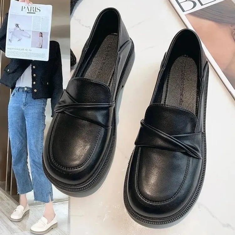 小皮鞋女小众设计感2025春季单鞋软皮舒适平底上班族一脚蹬乐福鞋