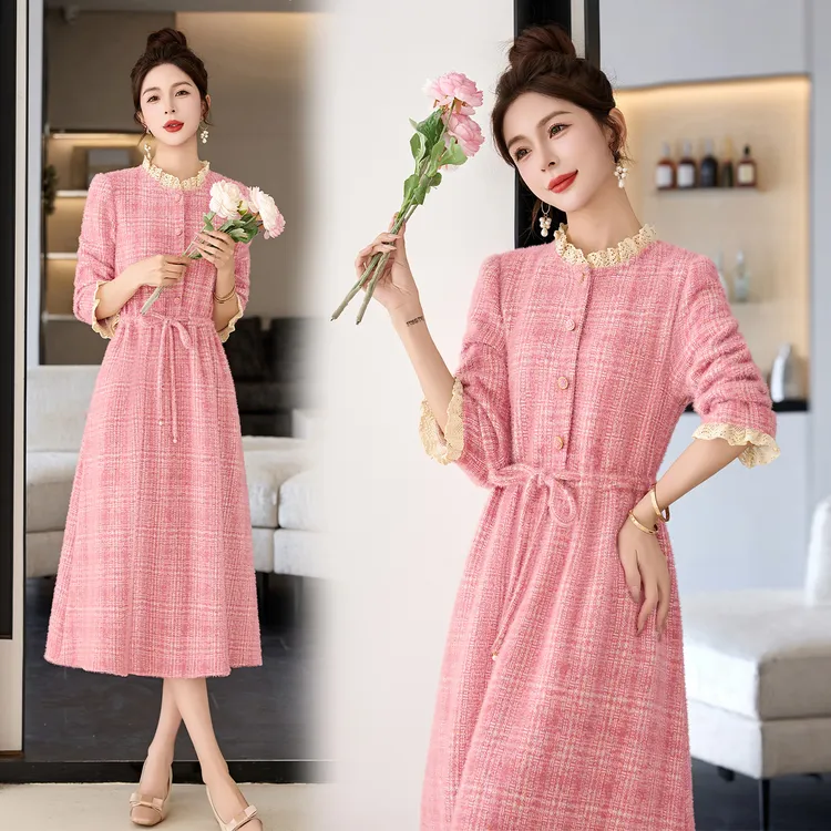 法式小香风格子连衣裙女2026春秋新款高级感气质收腰显瘦a字裙子