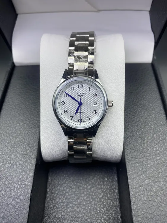 西罗 优雅女士腕表 银白配色尽显精致