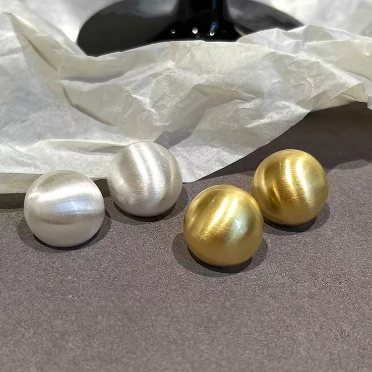 铜合金耳饰 半圆拉丝轻奢百搭黄色银色小馒头 A228