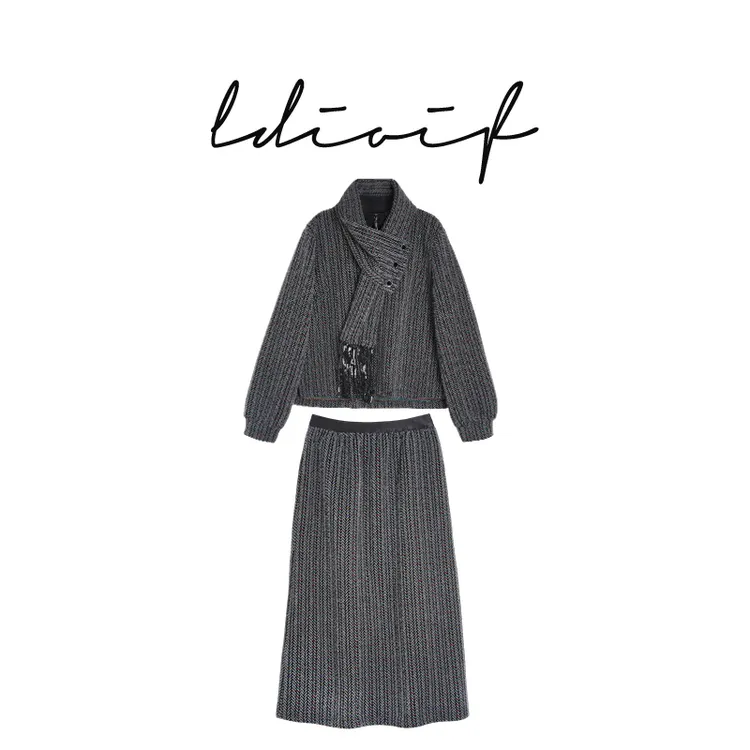 双色定染彩纱织绒工艺加厚雪花绒围巾上衣半裙两件套#DTZ18925