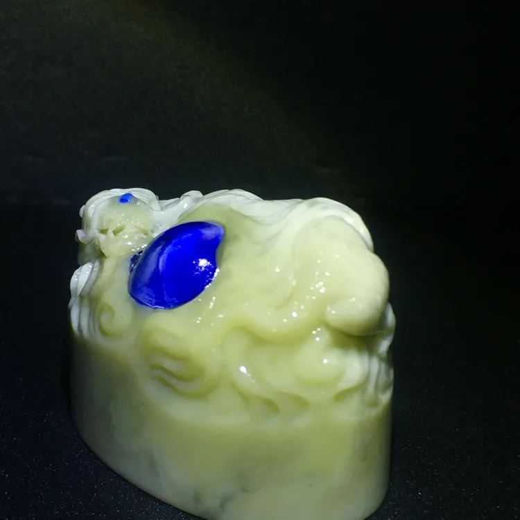 青田蓝星手工钮章
