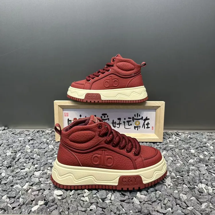 2025新款潮流秋冬中邦时尚百搭男士舒适软底厚底增高男款休闲鞋