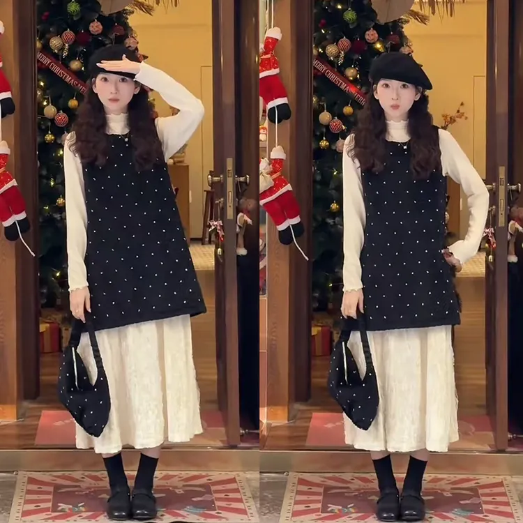 超火韩系秋冬穿搭2025年新款长袖打底衫拼接波点背心连衣裙两件套