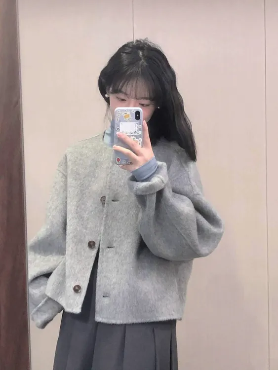 灰色韩系简约圆领呢子大衣女2025秋冬新款小个子短款毛呢夹棉外套