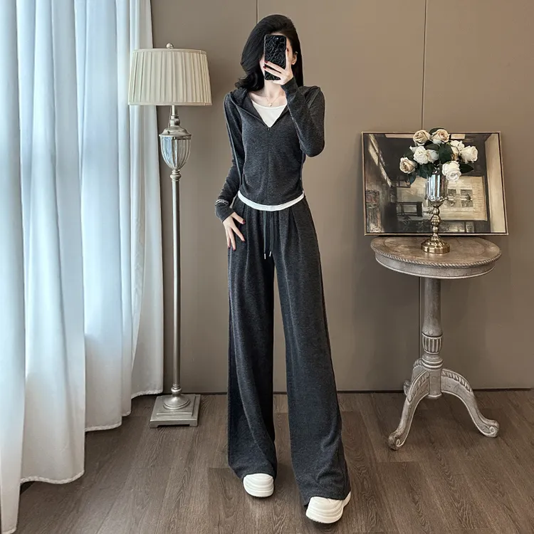 黑灰色休闲运动套装女春秋时尚新款连帽长袖卫衣阔腿裤长裤两件套