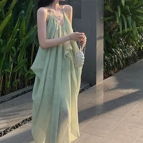 领爆款吊带连衣裙女2025夏季吊带裙新款长裙高贵气质露背长款裙子