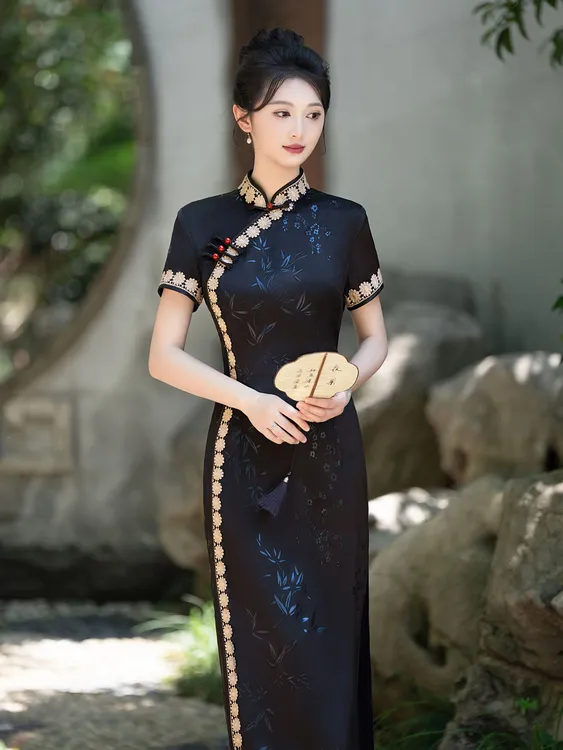 新凝香修身古法夏季新款高级复古中国风手工长款旗袍气质显瘦时尚