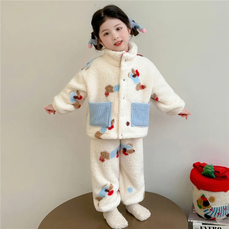 儿童睡衣女孩秋冬季米粒绒2025新款小孩法兰绒立领套装女童家居服