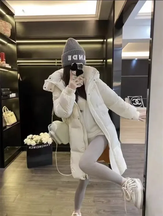 ‘’温馨暖冬‘’韩版M扣长款白鸭绒加厚连帽羽绒服休闲显瘦羽绒服258