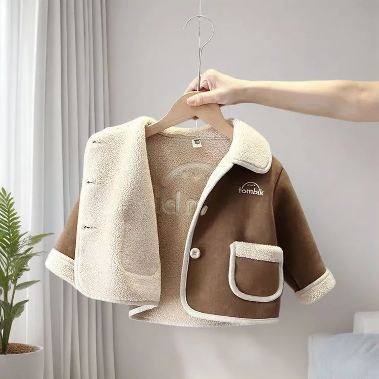 男童冬季外套2025新款秋冬加厚翻领羊羔绒儿童英伦风洋气